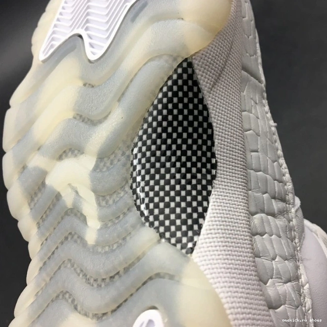 Cheap Jordan Heiress Frost Low Air White 11 897331-100 0717
